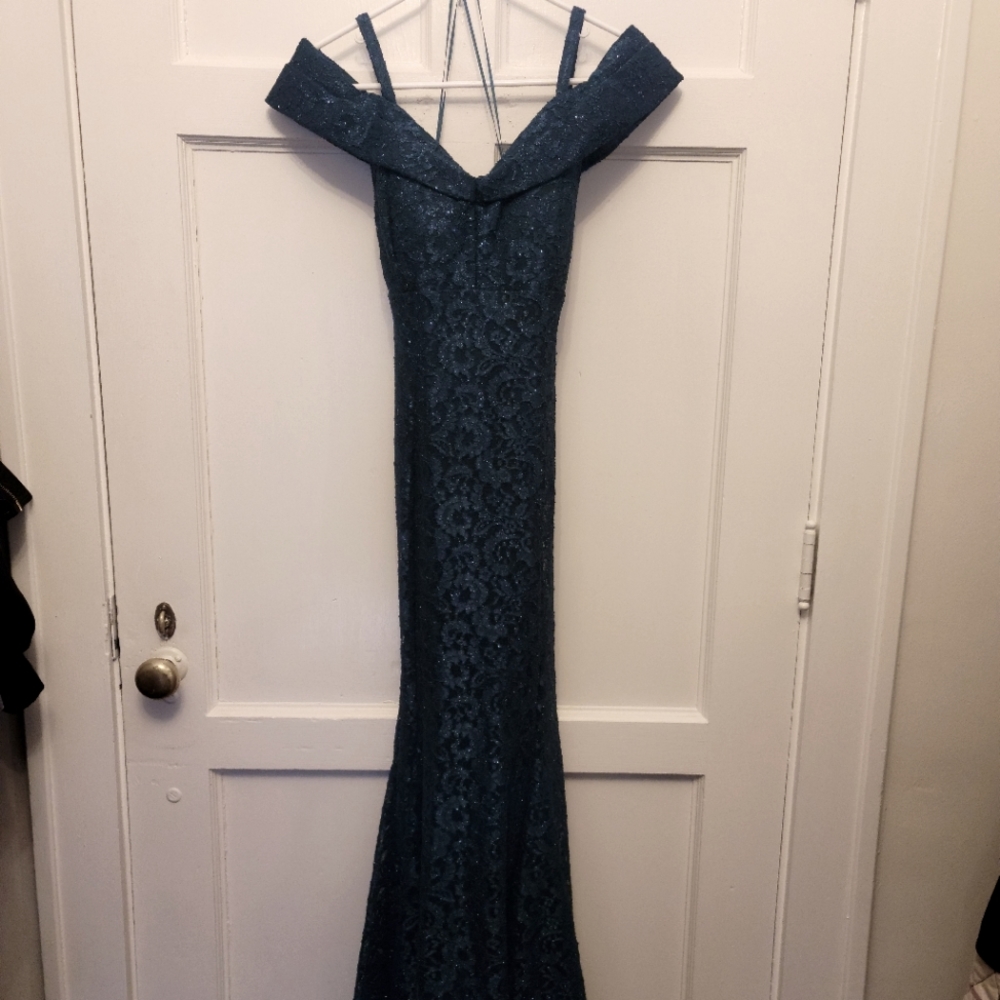 Off shulder mermaid flare teal gown